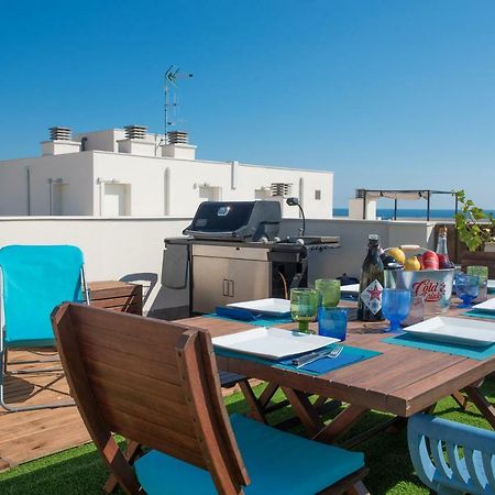 New Apartment With Big Terrace 10 Min Walk To Beach Supermarkets كالافيل المظهر الخارجي الصورة
