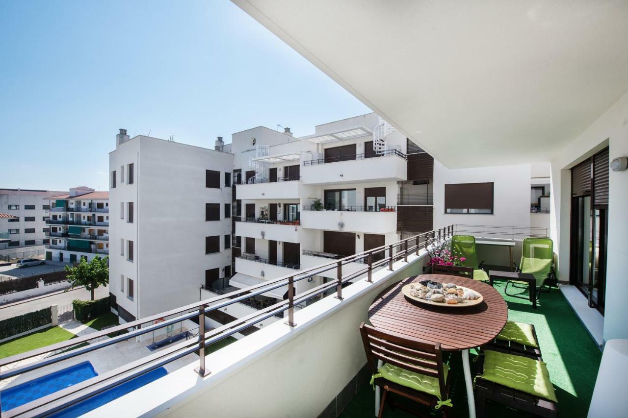 New Apartment With Big Terrace 10 Min Walk To Beach Supermarkets كالافيل المظهر الخارجي الصورة