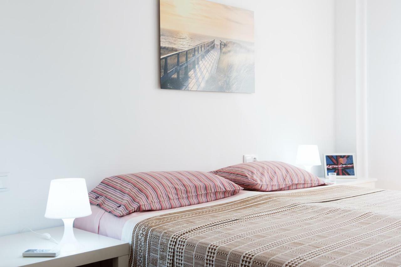 New Apartment With Big Terrace 10 Min Walk To Beach Supermarkets كالافيل المظهر الخارجي الصورة